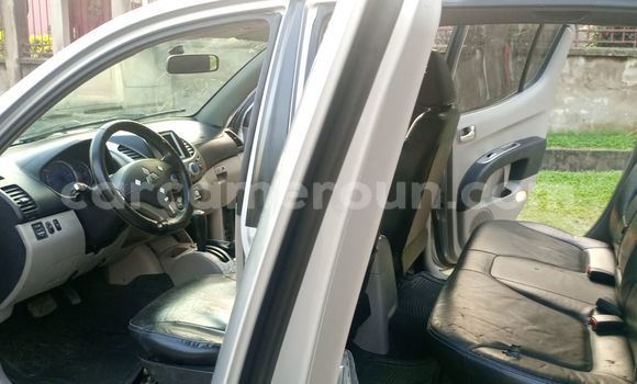 Acheter Import Utilitaire Mitsubishi L400 Gris à Douala, Littoral Cameroon Acheter Import Utilitaire Mitsubishi L400 Gris à Douala, Littoral Cameroon