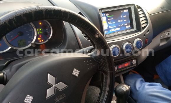 Acheter Import Utilitaire Mitsubishi L400 Gris à Douala, Littoral Cameroon Acheter Import Utilitaire Mitsubishi L400 Gris à Douala, Littoral Cameroon