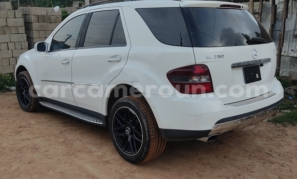 Buy Used Mercedes‒Benz ML–Class White Car in Douala in Littoral Cameroon Buy Used Mercedes‒Benz ML–Class White Car in Douala in Littoral Cameroon