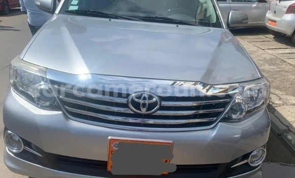 Buy Used Toyota Fortuner Silver Car in Douala in Littoral Cameroon Buy Used Toyota Fortuner Silver Car in Douala in Littoral Cameroon