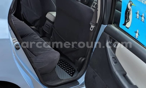 Acheter Occasion Voiture Toyota Runx Bleu à Yaoundé, Central Cameroon Acheter Occasion Voiture Toyota Runx Bleu à Yaoundé, Central Cameroon
