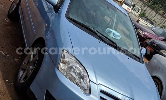 Acheter Occasion Voiture Toyota Runx Bleu à Yaoundé, Central Cameroon Acheter Occasion Voiture Toyota Runx Bleu à Yaoundé, Central Cameroon