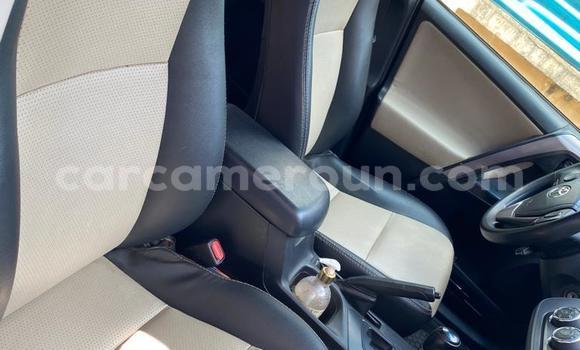 Acheter Occasion Voiture Toyota RAV4 Gris à Yaoundé, Central Cameroon Acheter Occasion Voiture Toyota RAV4 Gris à Yaoundé, Central Cameroon