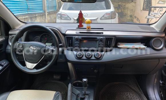 Acheter Occasion Voiture Toyota RAV4 Gris à Yaoundé, Central Cameroon Acheter Occasion Voiture Toyota RAV4 Gris à Yaoundé, Central Cameroon