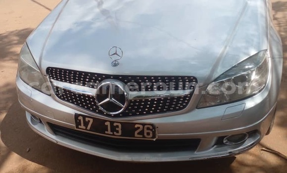 Acheter Occasion Voiture Mercedes‒Benz ML–Class Gris à Yaoundé, Central Cameroon Acheter Occasion Voiture Mercedes‒Benz ML–Class Gris à Yaoundé, Central Cameroon