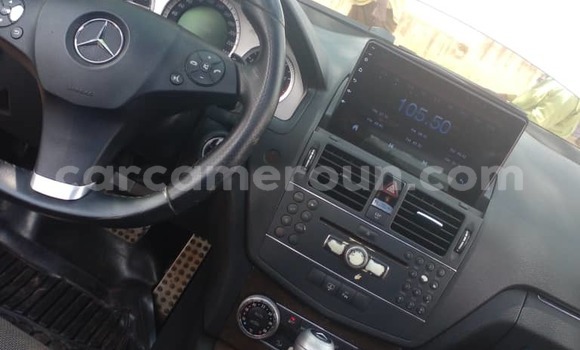 Acheter Occasion Voiture Mercedes‒Benz ML–Class Gris à Yaoundé, Central Cameroon Acheter Occasion Voiture Mercedes‒Benz ML–Class Gris à Yaoundé, Central Cameroon