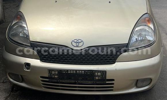 Acheter Occasion Voiture Toyota Verso Gris à Yaoundé, Central Cameroon Acheter Occasion Voiture Toyota Verso Gris à Yaoundé, Central Cameroon