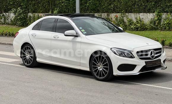 Acheter Occasion Voiture Mercedes‒Benz C–Class Blanc à Yaoundé, Central Cameroon Acheter Occasion Voiture Mercedes‒Benz C–Class Blanc à Yaoundé, Central Cameroon