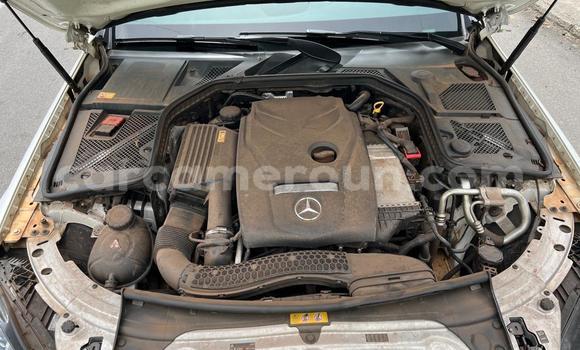 Acheter Occasion Voiture Mercedes‒Benz C–Class Blanc à Yaoundé, Central Cameroon Acheter Occasion Voiture Mercedes‒Benz C–Class Blanc à Yaoundé, Central Cameroon