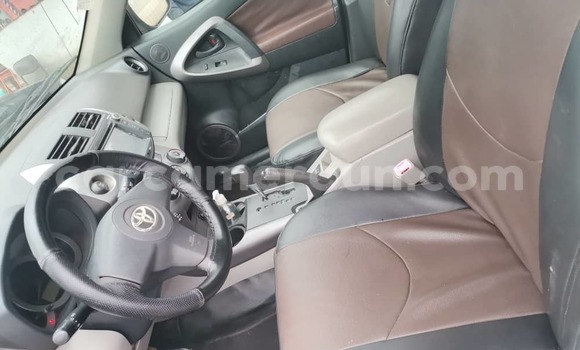 Acheter Occasion Voiture Toyota RAV4 Autre à Yaoundé, Central Cameroon Acheter Occasion Voiture Toyota RAV4 Autre à Yaoundé, Central Cameroon