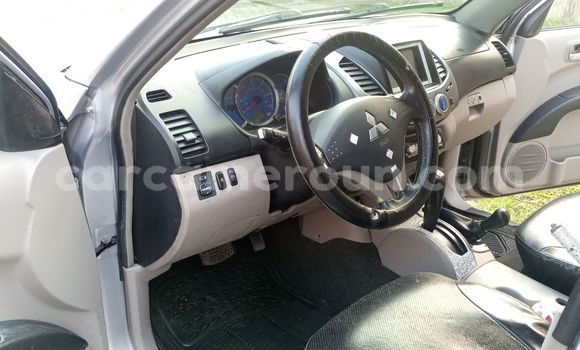 Buy Import Mitsubishi L400 Silver Truck in Douala in Littoral Cameroon Buy Import Mitsubishi L400 Silver Truck in Douala in Littoral Cameroon