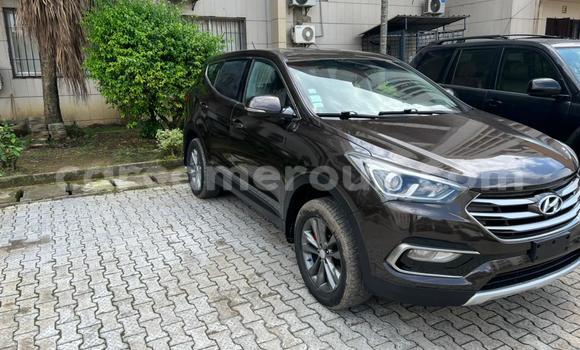 Sayi Na hannu Hyundai Santa Fe Black Mota in Douala a Ƙasar Kamaru Sayi Na hannu Hyundai Santa Fe Black Mota in Douala a Ƙasar Kamaru