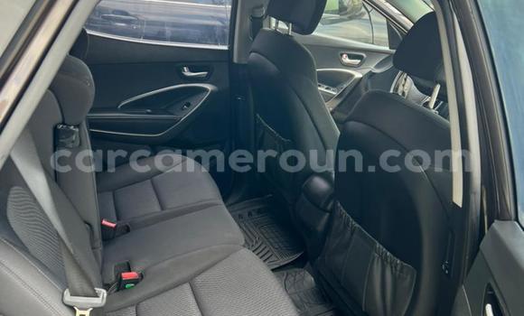 Sayi Na hannu Hyundai Santa Fe Black Mota in Douala a Ƙasar Kamaru Sayi Na hannu Hyundai Santa Fe Black Mota in Douala a Ƙasar Kamaru