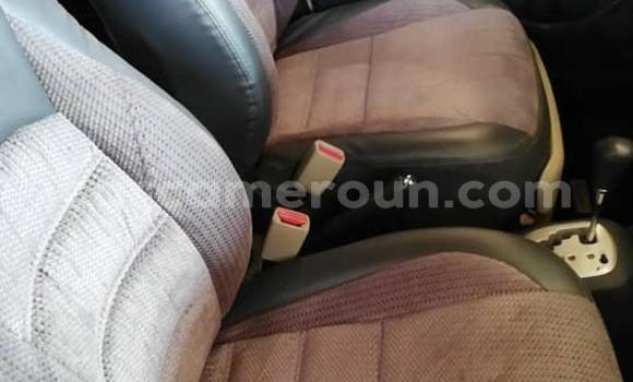 Acheter Occasion Voiture Toyota Yaris Bleu à Yaoundé, Central Cameroon Acheter Occasion Voiture Toyota Yaris Bleu à Yaoundé, Central Cameroon