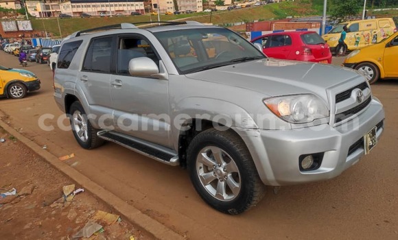Acheter Occasion Voiture Toyota 4Runner Gris à Yaoundé, Central Cameroon Acheter Occasion Voiture Toyota 4Runner Gris à Yaoundé, Central Cameroon