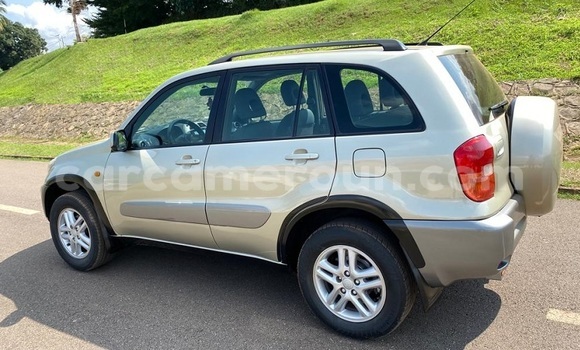 Acheter Occasion Voiture Toyota RAV4 Autre à Yaoundé, Central Cameroon Acheter Occasion Voiture Toyota RAV4 Autre à Yaoundé, Central Cameroon