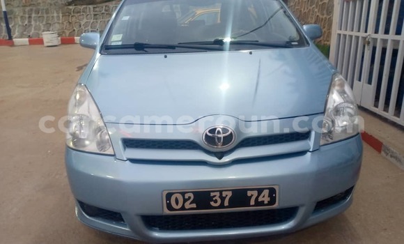 Acheter Occasion Voiture Toyota Corolla Bleu à Yaoundé, Central Cameroon Acheter Occasion Voiture Toyota Corolla Bleu à Yaoundé, Central Cameroon