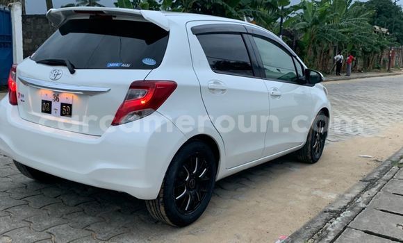 Sayi Na hannu Toyota Yaris White Mota in Douala a Ƙasar Kamaru Sayi Na hannu Toyota Yaris White Mota in Douala a Ƙasar Kamaru
