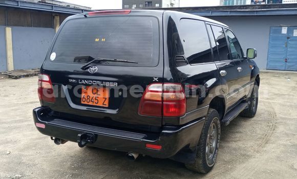 Sayi Na hannu Toyota Land Cruiser Black Mota in Douala a Ƙasar Kamaru Sayi Na hannu Toyota Land Cruiser Black Mota in Douala a Ƙasar Kamaru