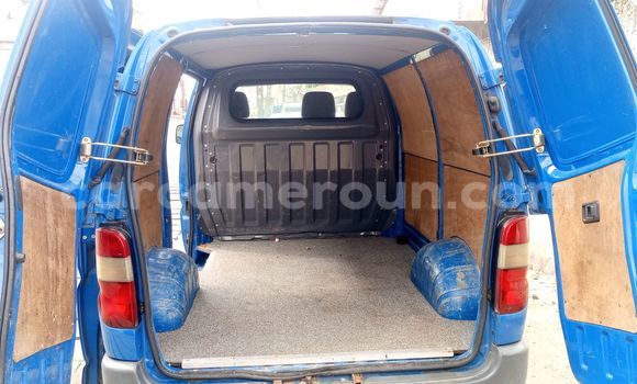Buy Import Toyota HiAce Blue Truck in Douala in Littoral Cameroon Buy Import Toyota HiAce Blue Truck in Douala in Littoral Cameroon
