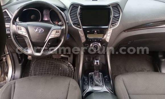 Acheter Occasion Voiture Hyundai Santa Fe Gris à Douala, Littoral Cameroon Acheter Occasion Voiture Hyundai Santa Fe Gris à Douala, Littoral Cameroon