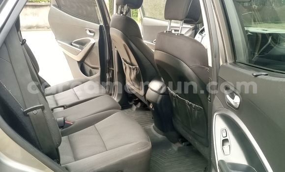 Acheter Occasion Voiture Hyundai Santa Fe Gris à Douala, Littoral Cameroon Acheter Occasion Voiture Hyundai Santa Fe Gris à Douala, Littoral Cameroon