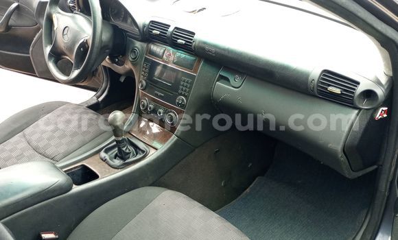 Buy Used Mercedes-Benz C180 COUPE Black Car in Douala in Littoral Cameroon Buy Used Mercedes-Benz C180 COUPE Black Car in Douala in Littoral Cameroon