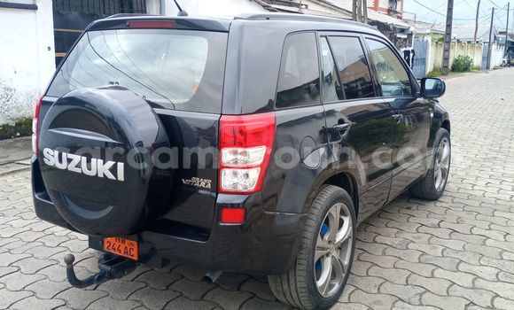 Sayi Na hannu Suzuki Grand Vitara Black Mota in Douala a Ƙasar Kamaru Sayi Na hannu Suzuki Grand Vitara Black Mota in Douala a Ƙasar Kamaru