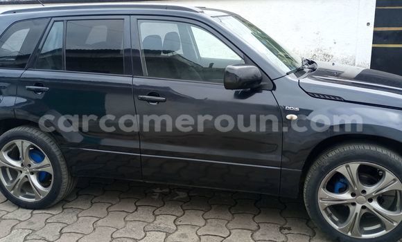 Sayi Na hannu Suzuki Grand Vitara Black Mota in Douala a Ƙasar Kamaru Sayi Na hannu Suzuki Grand Vitara Black Mota in Douala a Ƙasar Kamaru