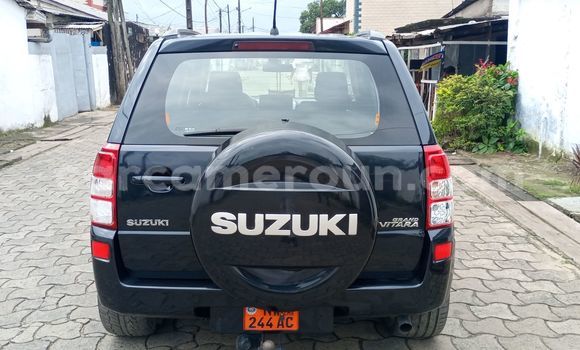 Sayi Na hannu Suzuki Grand Vitara Black Mota in Douala a Ƙasar Kamaru Sayi Na hannu Suzuki Grand Vitara Black Mota in Douala a Ƙasar Kamaru