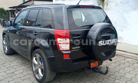 Sayi Na hannu Suzuki Grand Vitara Black Mota in Douala a Ƙasar Kamaru Sayi Na hannu Suzuki Grand Vitara Black Mota in Douala a Ƙasar Kamaru