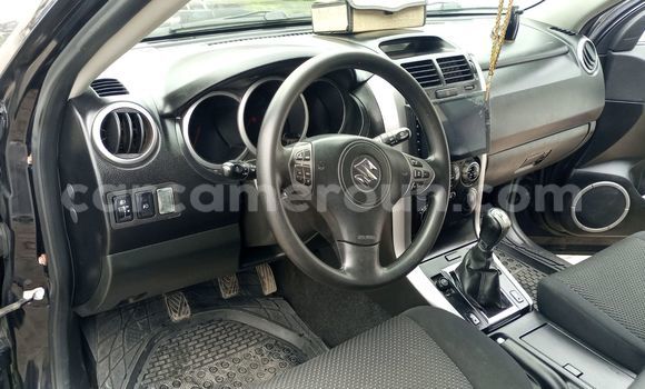 Sayi Na hannu Suzuki Grand Vitara Black Mota in Douala a Ƙasar Kamaru Sayi Na hannu Suzuki Grand Vitara Black Mota in Douala a Ƙasar Kamaru