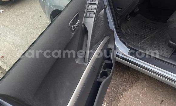 Buy Used Toyota Corolla Verso Blue Car in Douala in Littoral Cameroon Buy Used Toyota Corolla Verso Blue Car in Douala in Littoral Cameroon