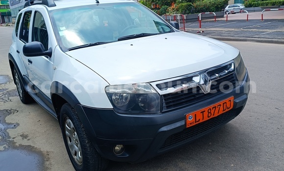 Buy Used Renault Duster White Car in Yaounde in Central Cameroon Buy Used Renault Duster White Car in Yaounde in Central Cameroon