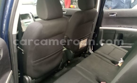Acheter Import Voiture Toyota Verso Bleu à Douala, Littoral Cameroon Acheter Import Voiture Toyota Verso Bleu à Douala, Littoral Cameroon