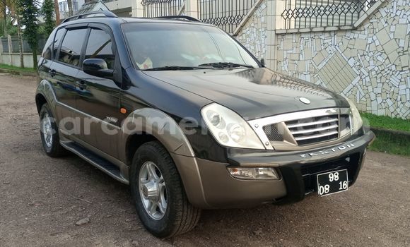 Sayi Imported SsangYong Rexton Black Mota in Douala a Ƙasar Kamaru Sayi Imported SsangYong Rexton Black Mota in Douala a Ƙasar Kamaru