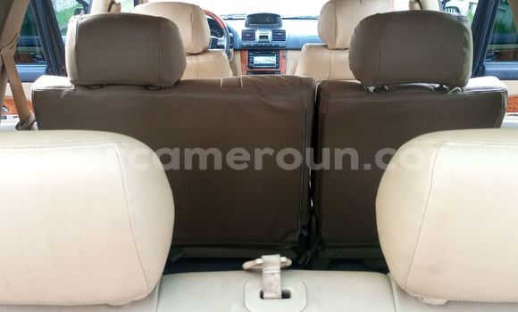 Sayi Imported SsangYong Rexton Black Mota in Douala a Ƙasar Kamaru Sayi Imported SsangYong Rexton Black Mota in Douala a Ƙasar Kamaru