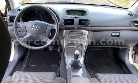 Acheter Occasion Voiture Toyota Avensis Gris à Yaoundé, Central Cameroon Acheter Occasion Voiture Toyota Avensis Gris à Yaoundé, Central Cameroon