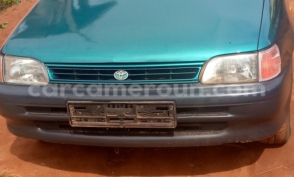 Sayi Na hannu Toyota Starlet Green Mota in Yaounde a Babban Kamaru