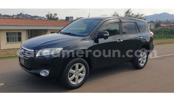Acheter Occasion Voiture Toyota Vanguard Noir à Yaoundé, Central Cameroon
