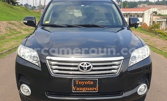Acheter Occasion Voiture Toyota Vanguard Noir à Yaoundé, Central Cameroon Acheter Occasion Voiture Toyota Vanguard Noir à Yaoundé, Central Cameroon