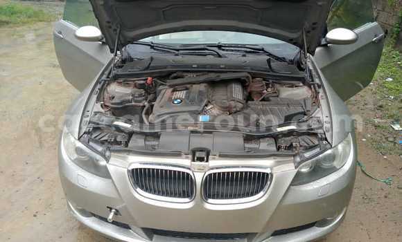 Sayi Na hannu BMW i3 Azurfa Mota in Douala a Ƙasar Kamaru Sayi Na hannu BMW i3 Azurfa Mota in Douala a Ƙasar Kamaru