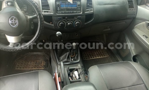 Acheter Occasion Voiture Toyota Hiluxe VIGO Blanc à Douala, Littoral Cameroon Acheter Occasion Voiture Toyota Hiluxe VIGO Blanc à Douala, Littoral Cameroon