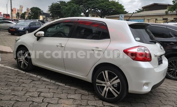 Acheter Neuf Voiture Toyota Auris Blanc à Douala, Littoral Cameroon Acheter Neuf Voiture Toyota Auris Blanc à Douala, Littoral Cameroon