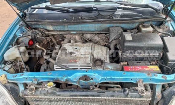 Acheter Occasion Voiture Lexus RX 300 Bleu à Douala, Littoral Cameroon Acheter Occasion Voiture Lexus RX 300 Bleu à Douala, Littoral Cameroon