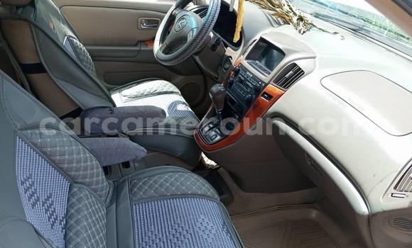Acheter Occasion Voiture Lexus RX 300 Bleu à Douala, Littoral Cameroon Acheter Occasion Voiture Lexus RX 300 Bleu à Douala, Littoral Cameroon