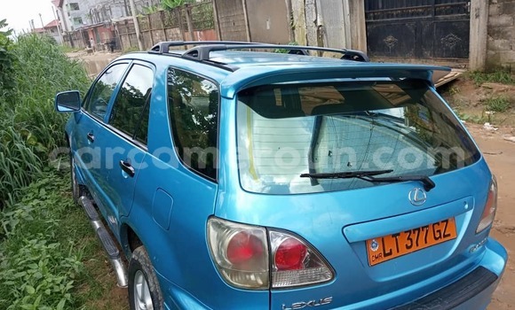 Acheter Occasion Voiture Lexus RX 300 Bleu à Douala, Littoral Cameroon Acheter Occasion Voiture Lexus RX 300 Bleu à Douala, Littoral Cameroon