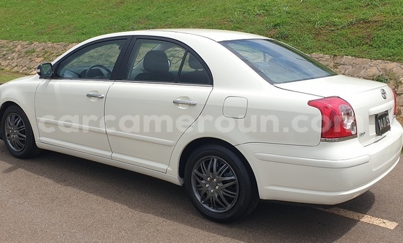 Acheter Occasion Voiture Toyota Avensis Blanc à Yaoundé, Central Cameroon Acheter Occasion Voiture Toyota Avensis Blanc à Yaoundé, Central Cameroon