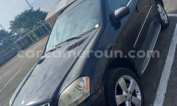 Buy Used Mercedes‒Benz ML–Class Black Car in Douala in Littoral Cameroon