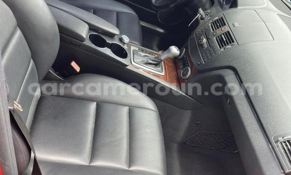 Sayi Na hannu Mercedes-Benz C-Classe Red Mota in Yaounde a Babban Kamaru Sayi Na hannu Mercedes-Benz C-Classe Red Mota in Yaounde a Babban Kamaru